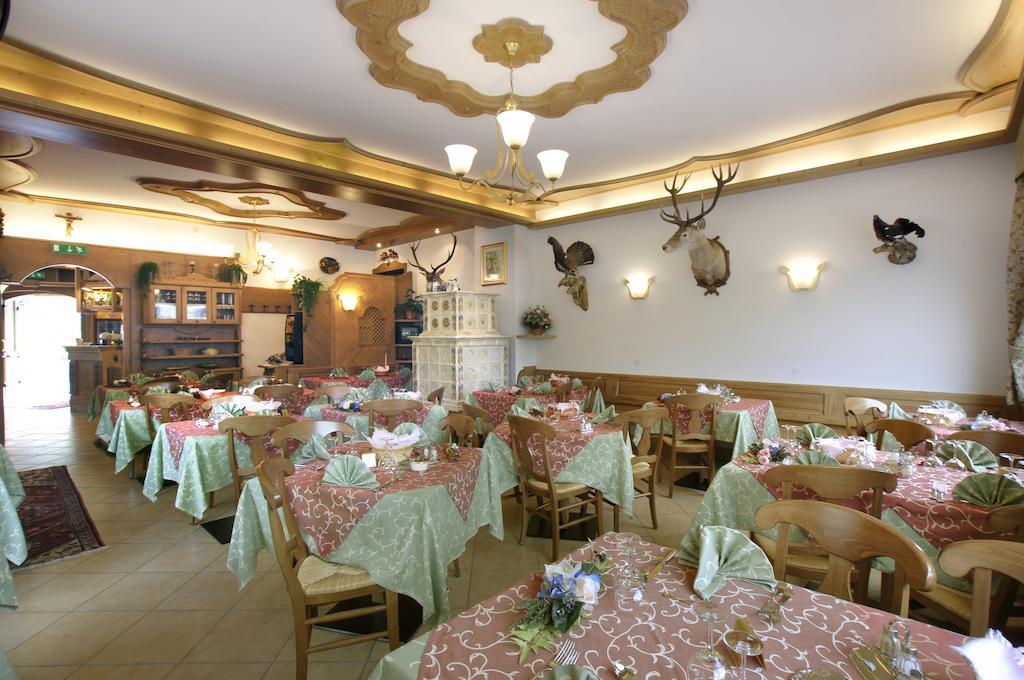 Hotel Zoldana Forno di Zoldo Extérieur photo